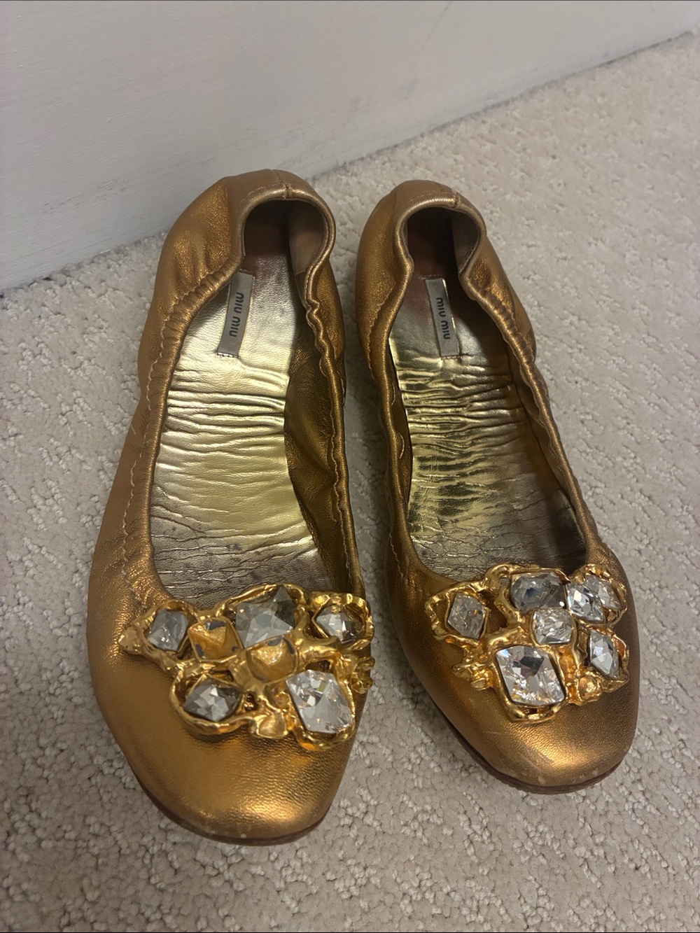 Miu Miu Metallic Gold Leather Crystal Embellished Scrunch Ballet Flats👝